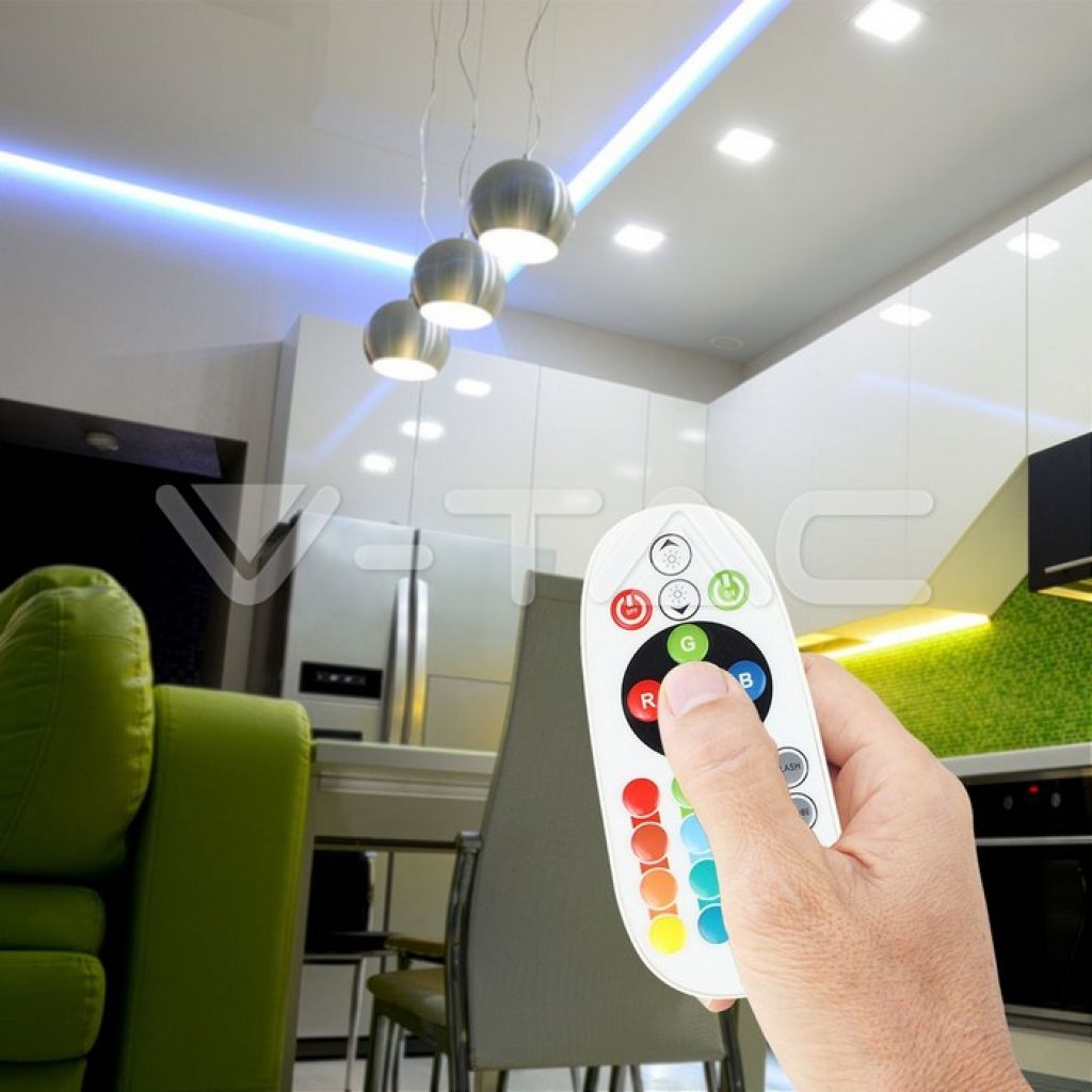 SKU 212354 - Kit Strip LED SMD5050 7W/m 60 LED/m RGB IP65 (2155+